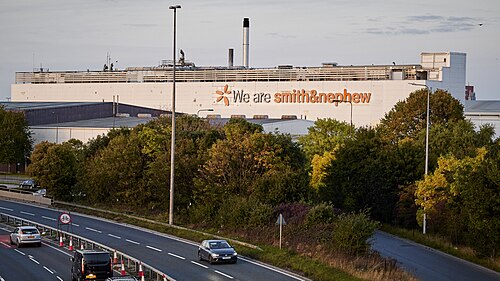 Smith&Nephew: Sports Medicine Scores; Knees Slow the Team