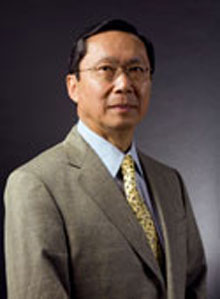 Yuan Changes Chairs at NuVasive