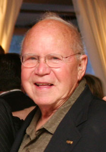Spine Industry Pioneer Dr. Charles Ray Dies at 83
