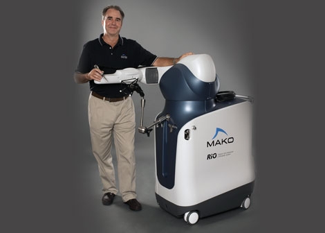 MAKO Disappoints in 2Q; Shakes Up Management