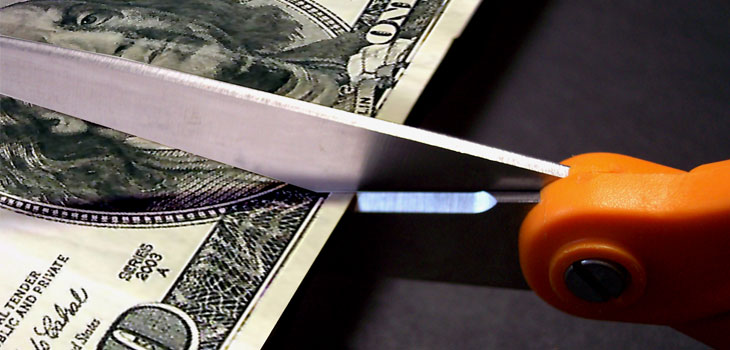 CMS to Implement 27% Doc Payment Cuts