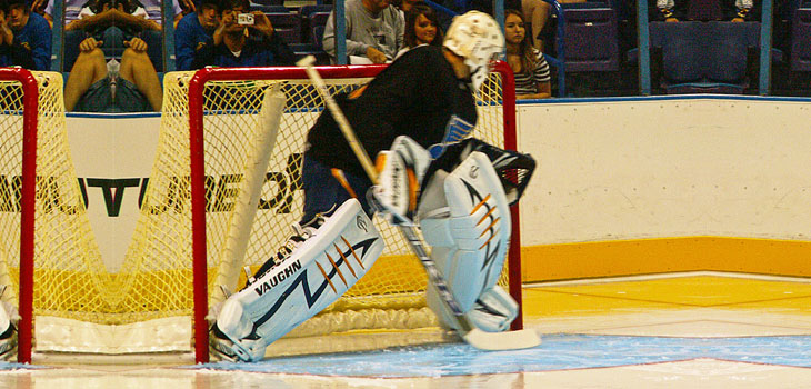 NHL’s Tallest Goalie Tears a Wing