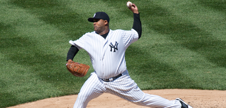 Yankee Pitcher’s Knee Gets Stem Cell Shots