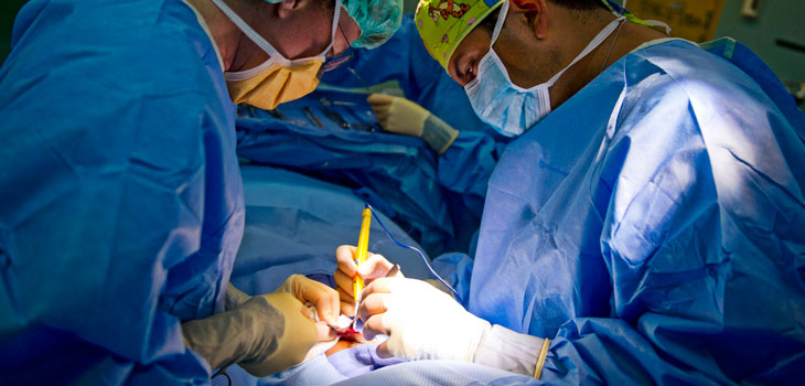 New Study: Knee Arthroplasty for Morbidly Obese Patients // Columbia Chair: “Residents and Residency Directors are NOT Happy” // and More!