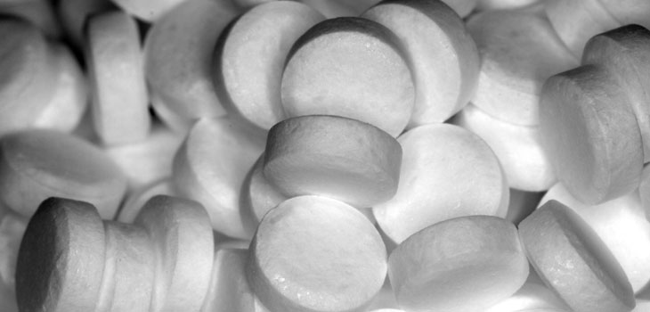 Hormone Replacement Therapy Cuts Hip Revision Rates
