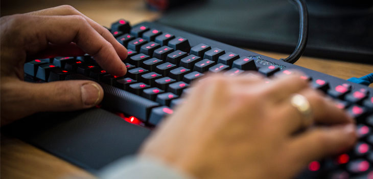 Typing Not Cause of Carpal Tunnel Syndrome