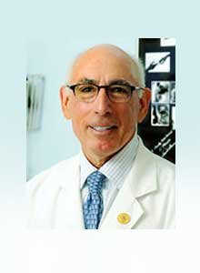 Andrew J. Weiland, M.D. Receives Tipton Leadership Award From AAOS