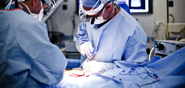 Wrong Site Surgery Highest Among Spine Surgeons? // Bariatric Surgery Before TKR Is Cost-Effective // and More!