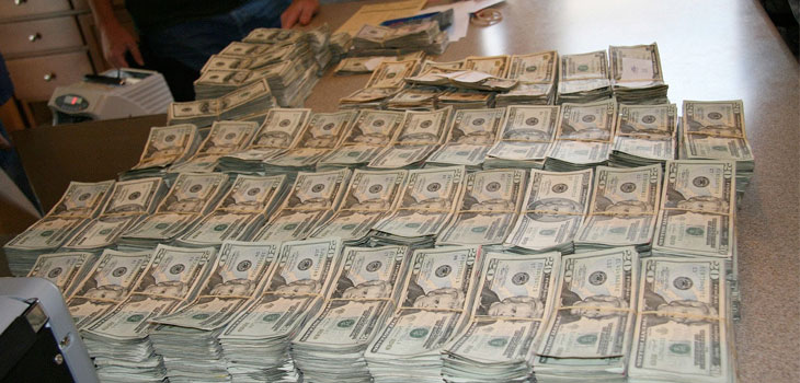 Carpal Tunnel Syndrome Hazard to Drug Dealers