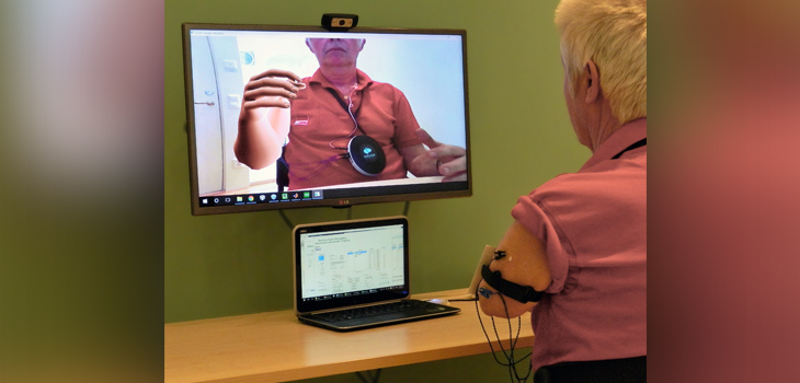 Virtual Arm, Computer Screen Helps Phantom Limb Pain