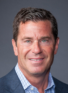 Brian Cole, M.D. Receives Initial Dr. Steven Gitelis Award