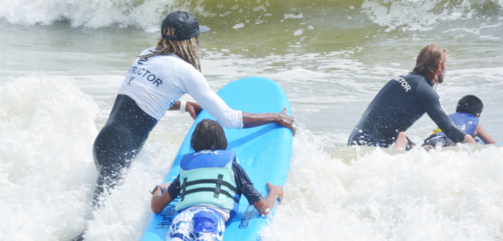 Making Waves: HSS Hosts First Adaptive Surfing Trip