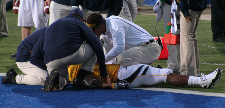 Concussion: Dual-Task Gait Linked to Future Injury Risk