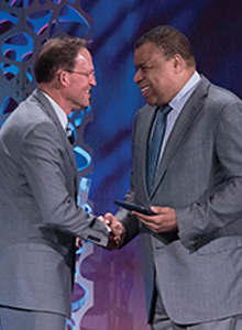Michael L. Parks, M.D. Honored With AAOS Diversity Award