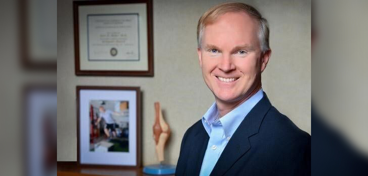 Dr. Scott Hacker Performs 1st West Coast Agili-C Cases