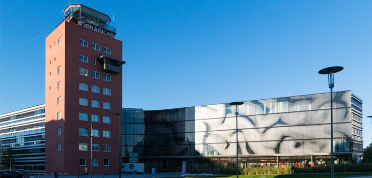 SNN Buys Brainlab Orthopedic Joint Reconstruction Business