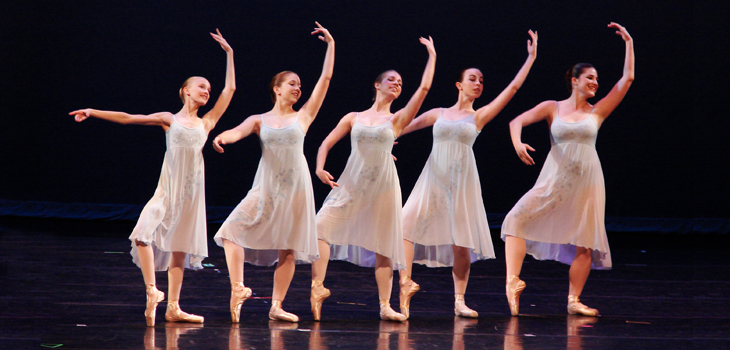 Dancers: Age, Coping Skills May Help Predict Injury Risk