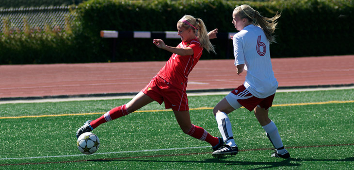 Could Regulating Female Hormones Reduce ACL Injury Risk?