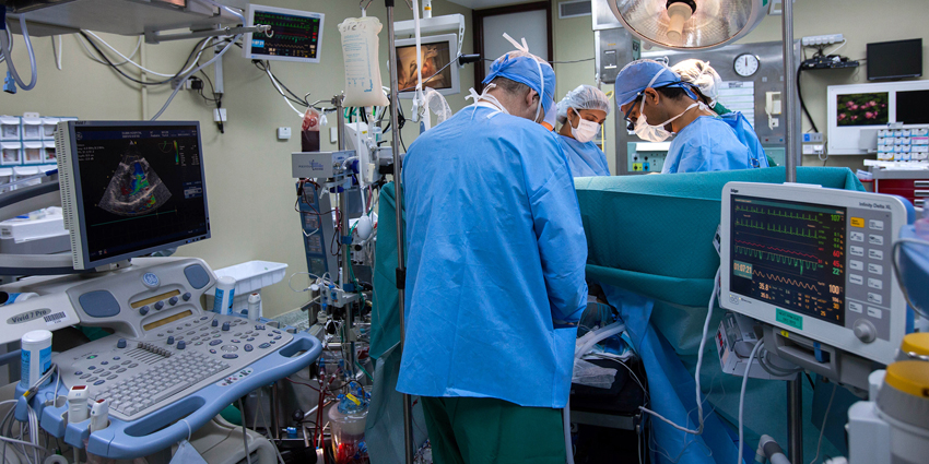 Which 4 Elements Can Predict Hip Patient Readmission Risk?