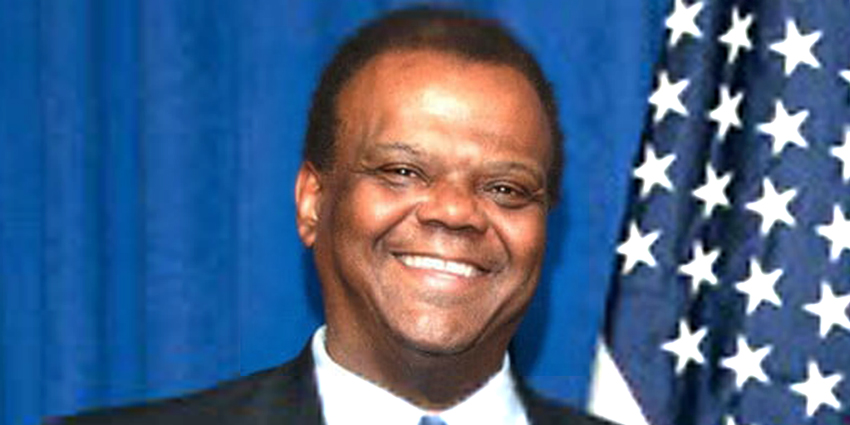 Prominent Surgeon Leader, Lt. Commander Shearwood McClelland Dies