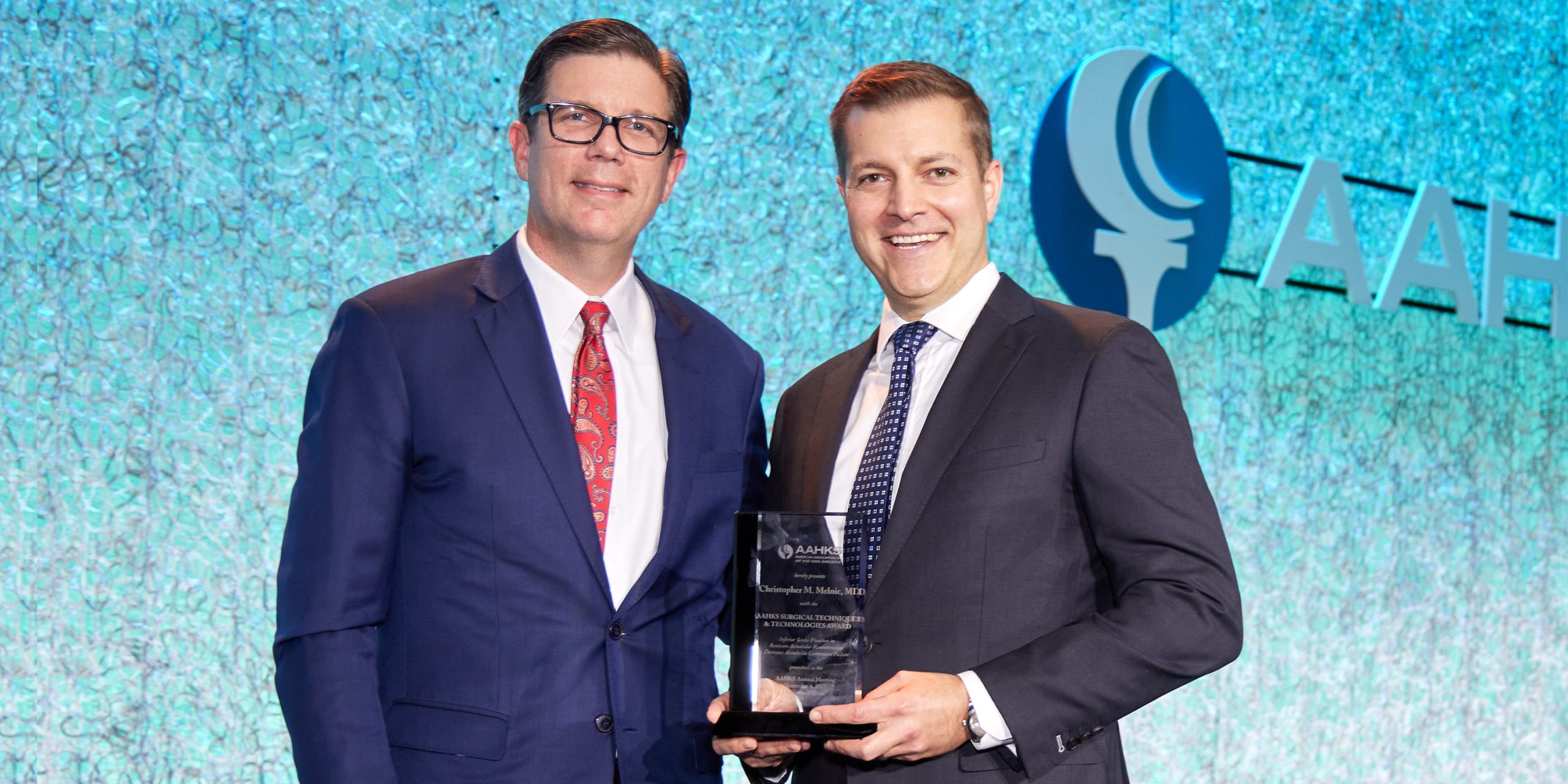 Inferior Screw Fixation Study Wins Technique & Technology Award