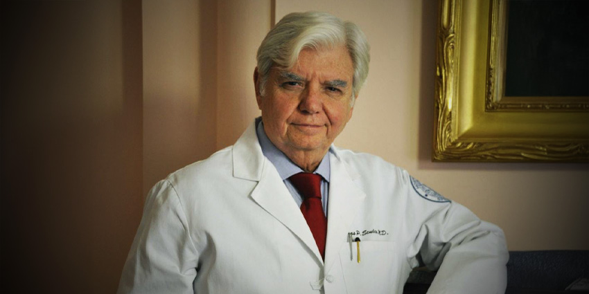Thomas Sculco, M.D. Receives AAOS Diversity Award