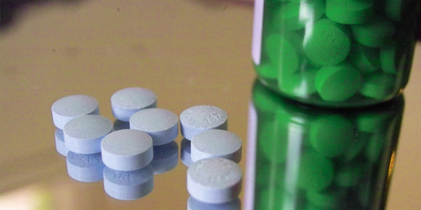 Imrecoxib: A New NSAID Challenger Steps Into the TKA Ring