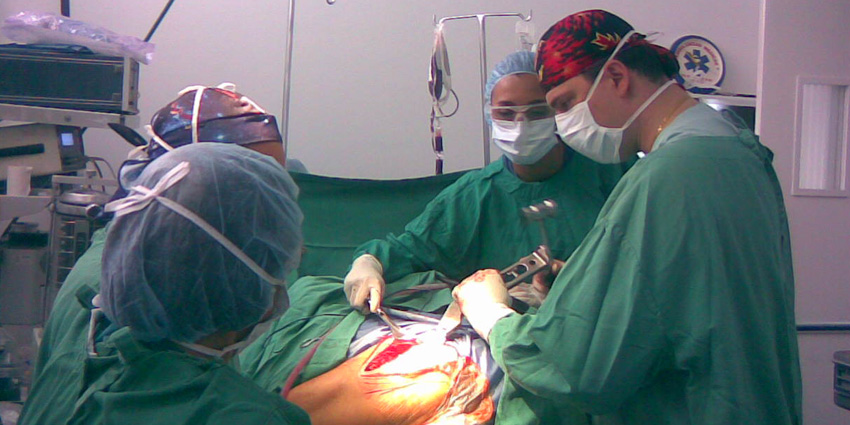Fellowship TKA Training Matters — At Least Early On