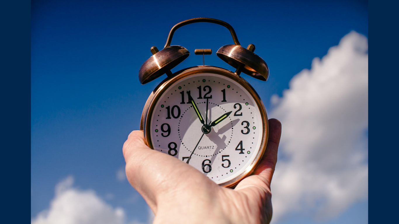 Does Timing Matter in Elderly Thoracolumbar Fractures?